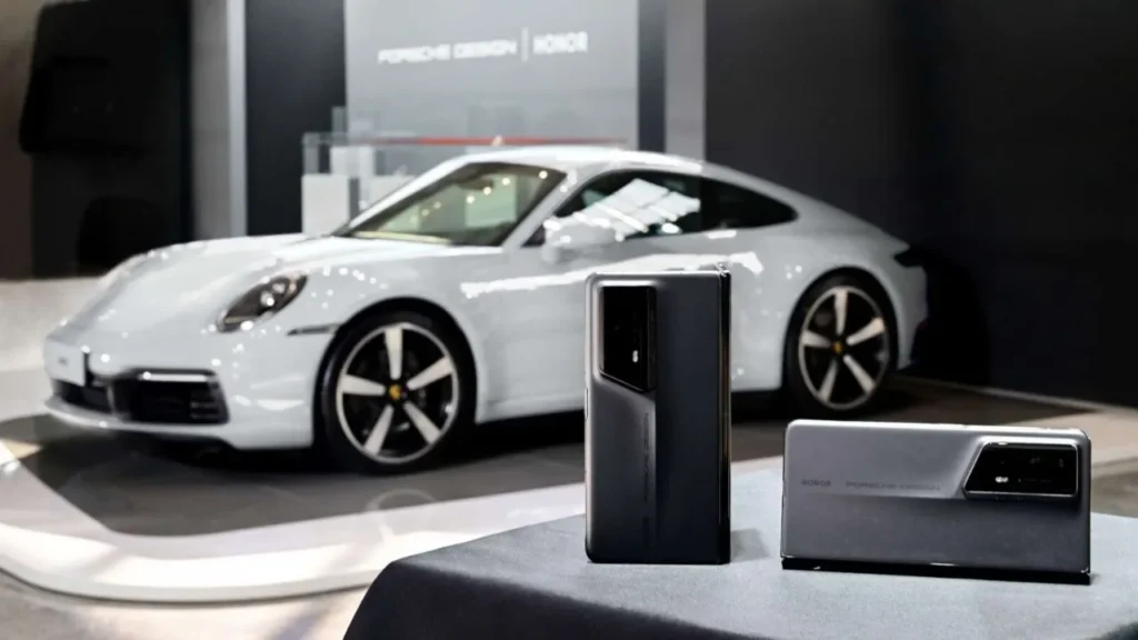 সবথেকে পাতলা ফোল্ডেবল স্মার্টফোন Honor Magic V2 RSR Porsche Design এবার পাওয়া যাবে গ্লোবাল মার্কেটে