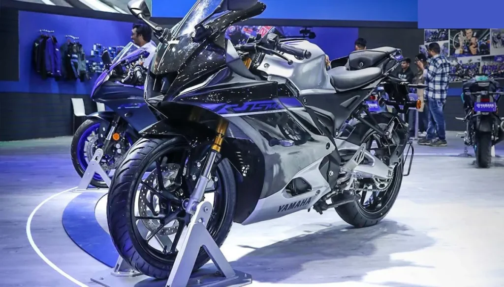 2024 Yamaha R15M Carbon Edition